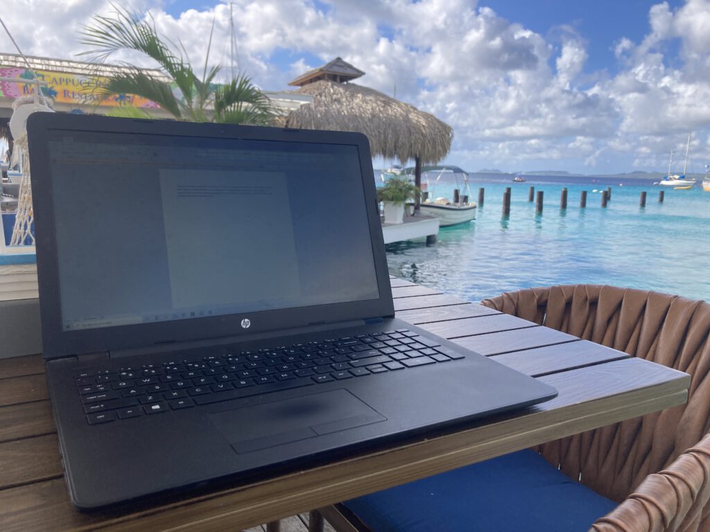 Office time, Bonaire 